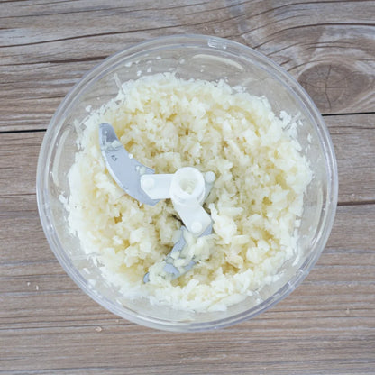 Hand-Pull Vegetable Cutter – Manual Food Chopper with String Pull Mechanism