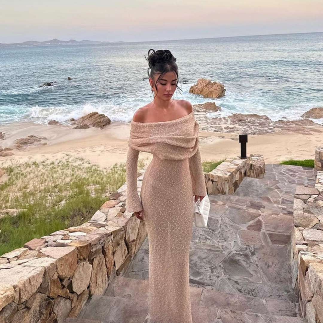 أناقة الصيف: فستان ماكسي شفاف محبوك بأكمام طويلة للنساء