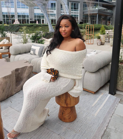 أناقة الصيف: فستان ماكسي شفاف محبوك بأكمام طويلة للنساء