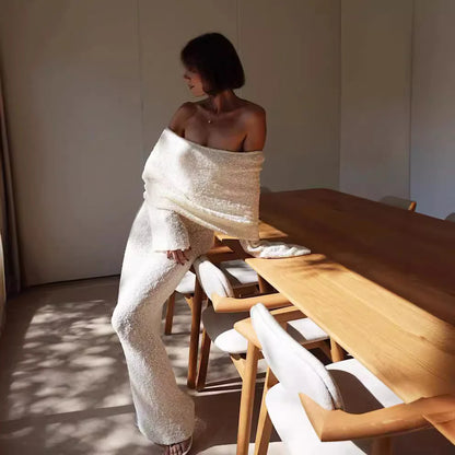 أناقة الصيف: فستان ماكسي شفاف محبوك بأكمام طويلة للنساء