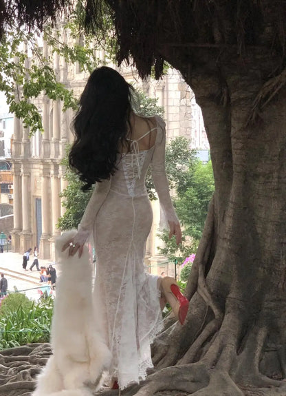 فستان ماكسي أنيق عتيق من الدانتيل بأكمام طويلة