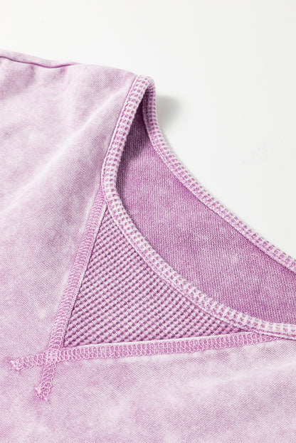 تي شيرت كبير الحجم بكتف منسدل وخياطة مكشوفة من بتلات الأوركيد المعدنية