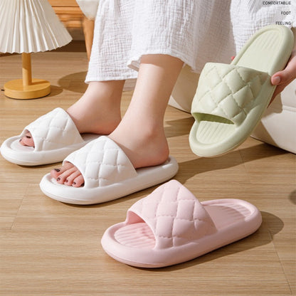 Rhombus Pattern Non-Slip Bathroom Slippers – Lightweight EVA House Shoes for Men & Women