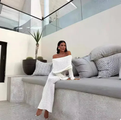 أناقة الصيف: فستان ماكسي شفاف محبوك بأكمام طويلة للنساء