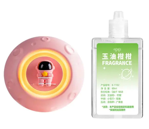 Moon Spaceman Humidifier – LED Night Light & Essential Oil Diffuser